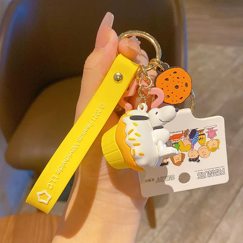 Peanuts Charlie Brown Snoopy Woodstock Keychain