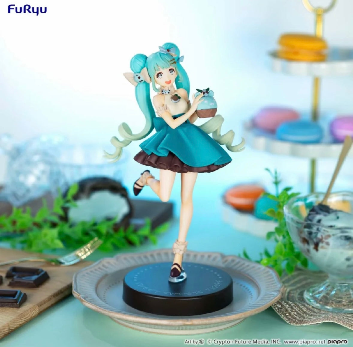Hatsune Miku (Re-run) Chocolate Mint Ver SweetSweets Series Vocaloid Figure